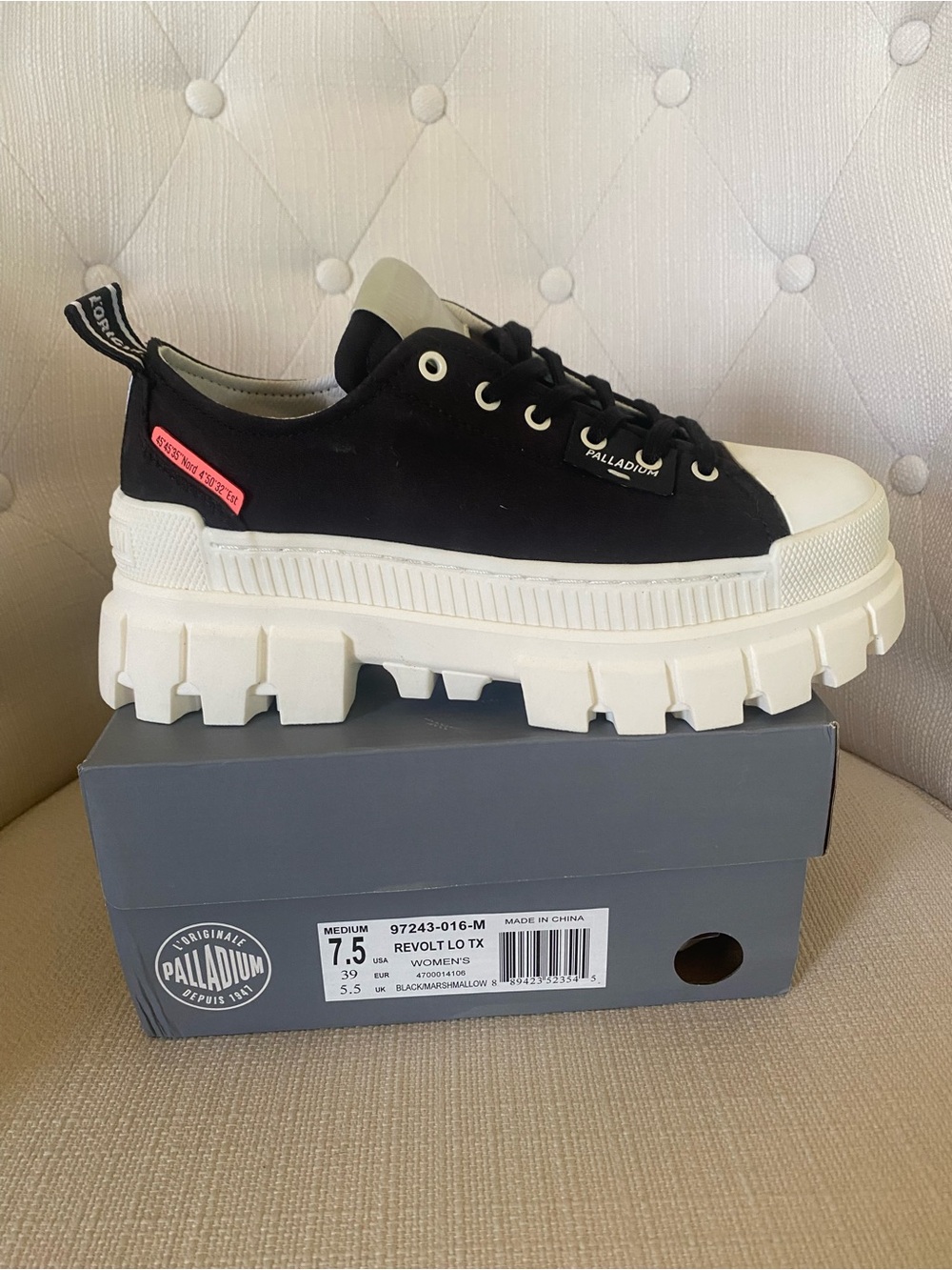 Palladium Revolt Lo TX in Black and Marshmallow
